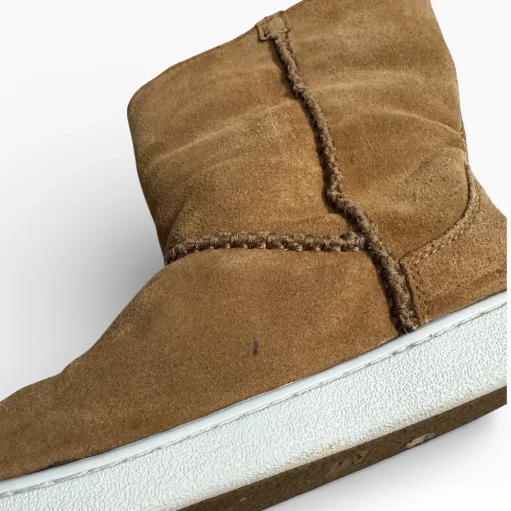 UGG Mika Classic Sneaker Boot Chestnut Suede Shearling Women’s Size US 6 Comfort